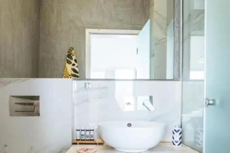 The Museum Project Oia - 54