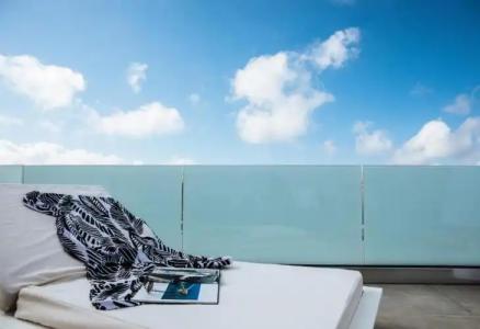 The Museum Project Oia - 200