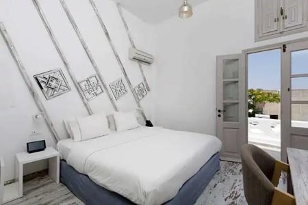 The Museum Project Oia - 43