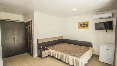 у море База отдыха "Янтарь 3" - 9