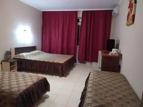 у море База отдыха "Янтарь 3" - 17