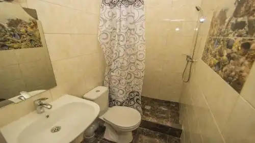 у море База отдыха "Янтарь 3" - 8