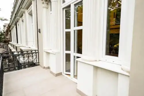 Duke Apartments - 17