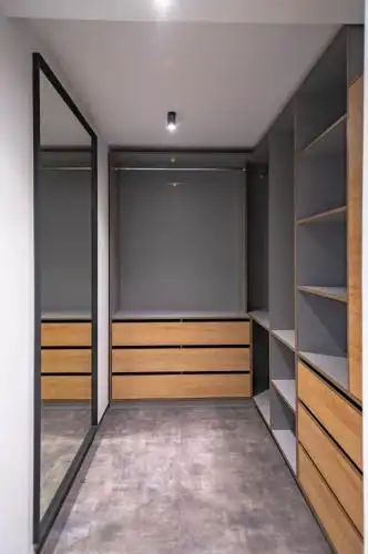 Duke Apartments - 10