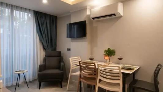 Opera Suites Apart - 109