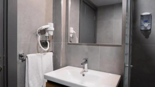 Opera Suites Apart - 150