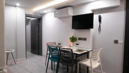 Opera Suites Apart - 140