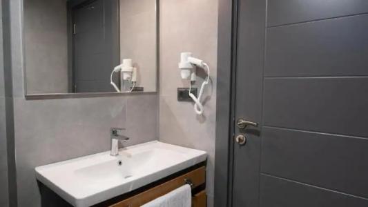 Opera Suites Apart - 117