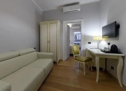 Gravina Suite Frattina - 6