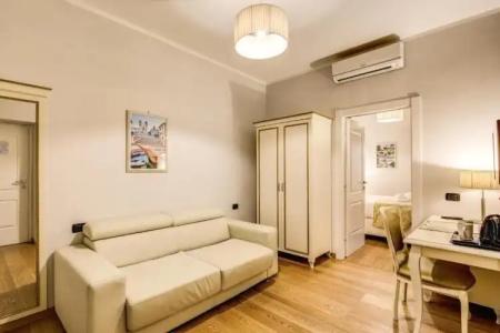 Gravina Suite Frattina - 60