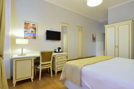 Gravina Suite Frattina - 13