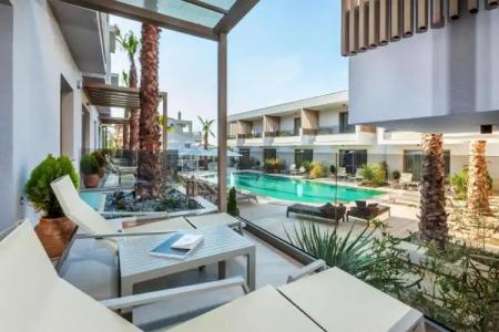 Pefki Deluxe Residences - 38