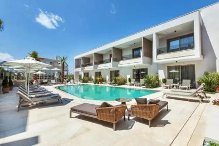 Pefki Deluxe Residences - 75