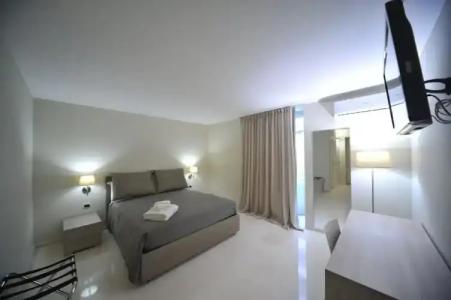 Gatto Bianco Duchessa - 73