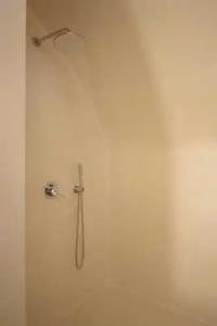 Este Luxury Suites - 20