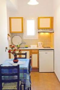 Tilemachos Rooms & Studios - 17