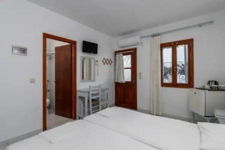 Tilemachos Rooms & Studios - 50