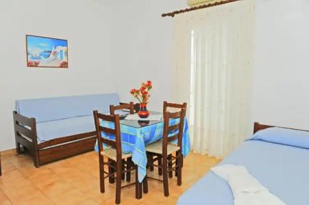 Tilemachos Rooms & Studios - 32