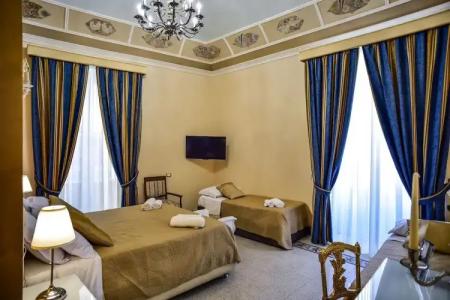 Palazzo Degli Affreschi - 2