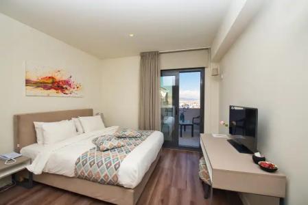 Urban Nest - Suites & Apartments - 1