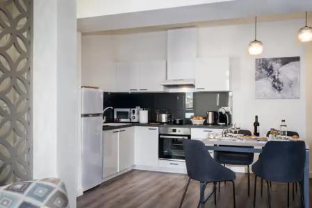 Urban Nest - Suites & Apartments - 12