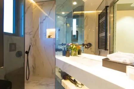 Pinacota Suites Athens - 18