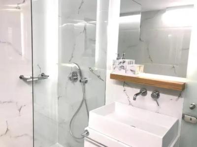 Pinacota Suites Athens - 73