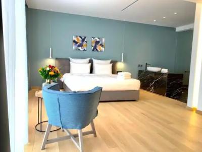 Pinacota Suites Athens - 94