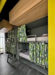 Iconic Athens Hostel - 16