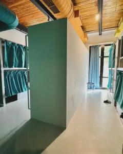 Iconic Athens Hostel - 7