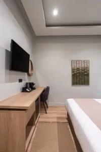 Philia Boutique - 55