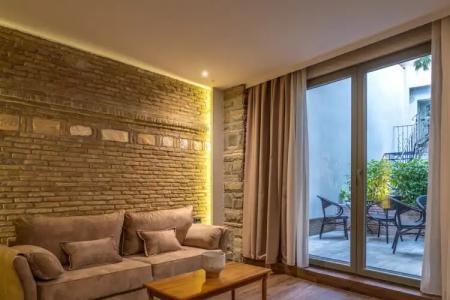 Philia Boutique - 74