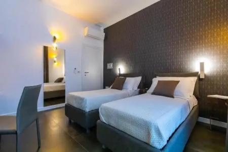 Santa Chiara Inn - 57