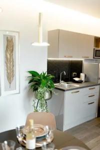 Frunze Luxury Apartments - 17