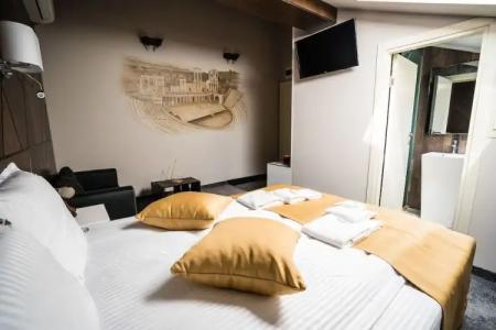 Boutique Guest House 7th Sense - 29