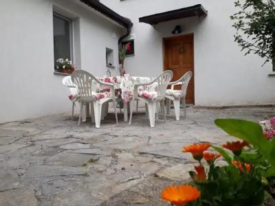 Guest House Sahat Hill - 10