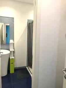 Room 110 Bari -Guesthouse- - 52