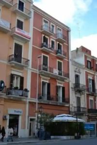 CconfortHotels Host Bari Centrale - 0