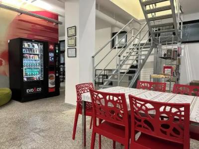 CconfortHotels Host Bari Centrale - 32