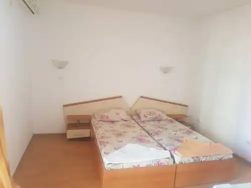 Guest House Aja - 0