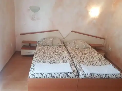 Guest House Aja - 2