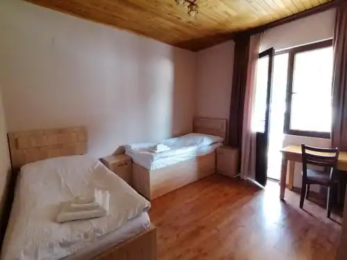 Lisaneli Guest house - 25
