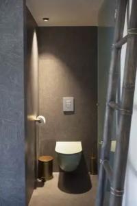 Parion Opus - Adults Only - 77