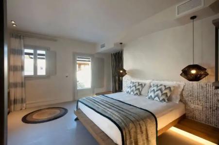 Parion Opus - Adults Only - 107