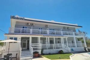 Eloque Simple Living Space, Kato Daratso