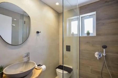 Eloque Simple Living Space - 7