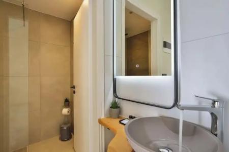 Eloque Simple Living Space - 9