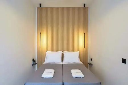 Eloque Simple Living Space - 29