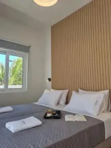 Eloque Simple Living Space - 27