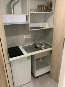 Pals Studios Pefkos - 25